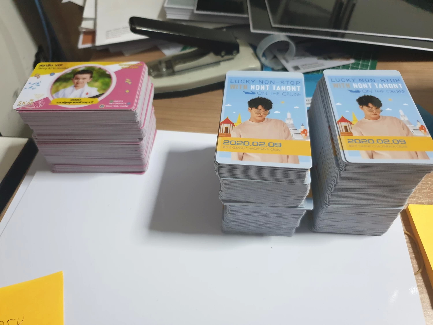 ตัวอย่างบัตรคอนเสิร์ตสำหรับทีมงาน Staff