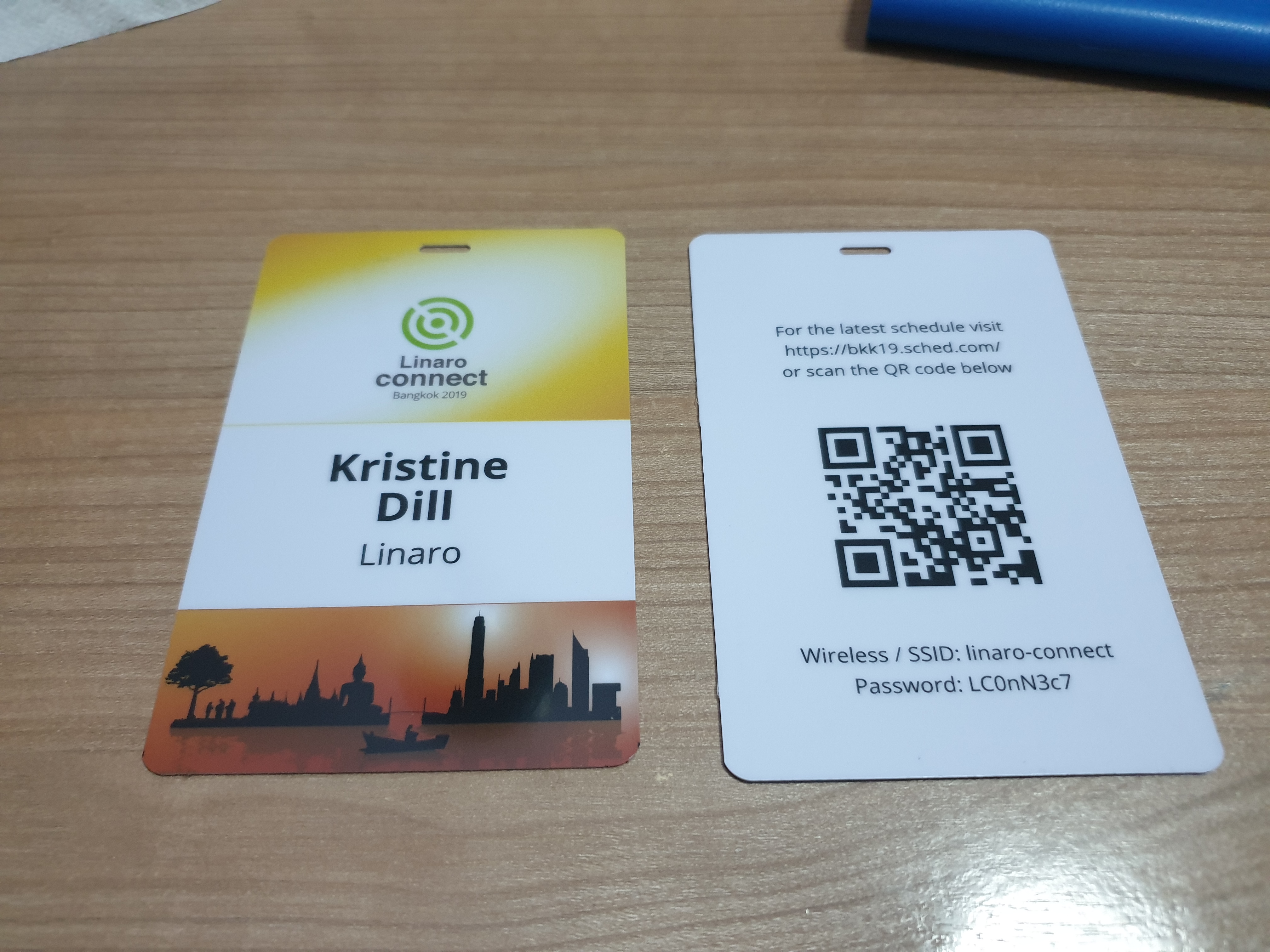 ตัวอย่างบัตรสตาฟ Staff Card